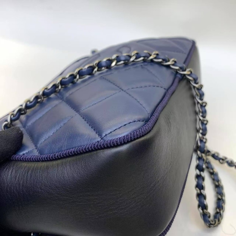 SOLD‼️Authentic Chanel small Ballerine Camera Case - Picture 3 of 16